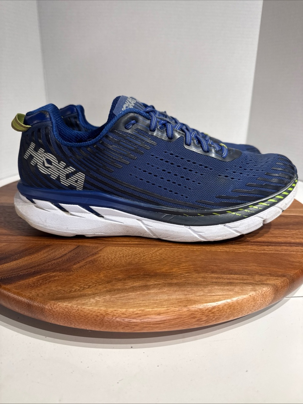Hoka One One Bondi 7 Running Shoes Men's Size 12.5